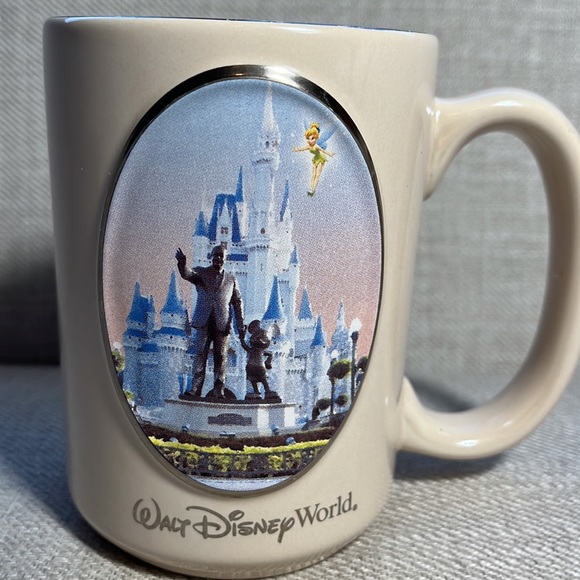 Walt Disney World Disney Parks Cinderella Castle Magic Kingdom Coffee Mug - Picture 1 of 12